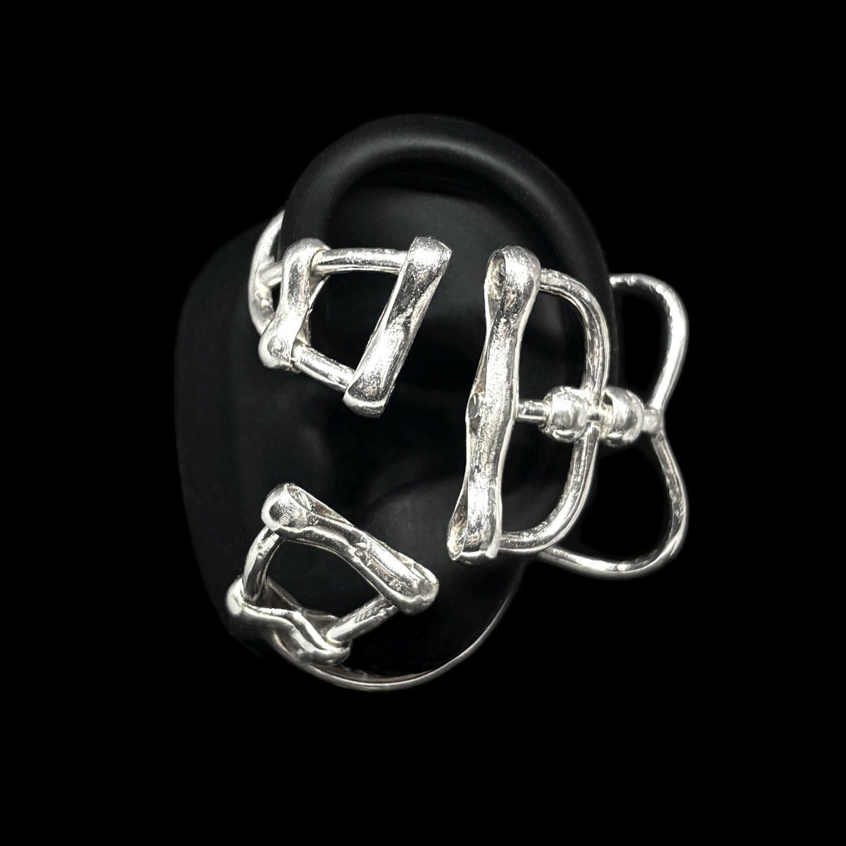 Scorpius Crescent Earcuff