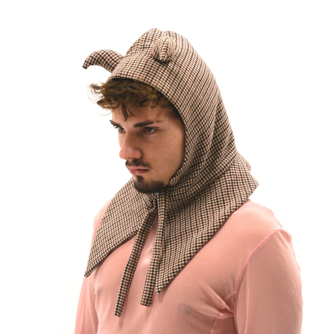 Hood with collar Monstre