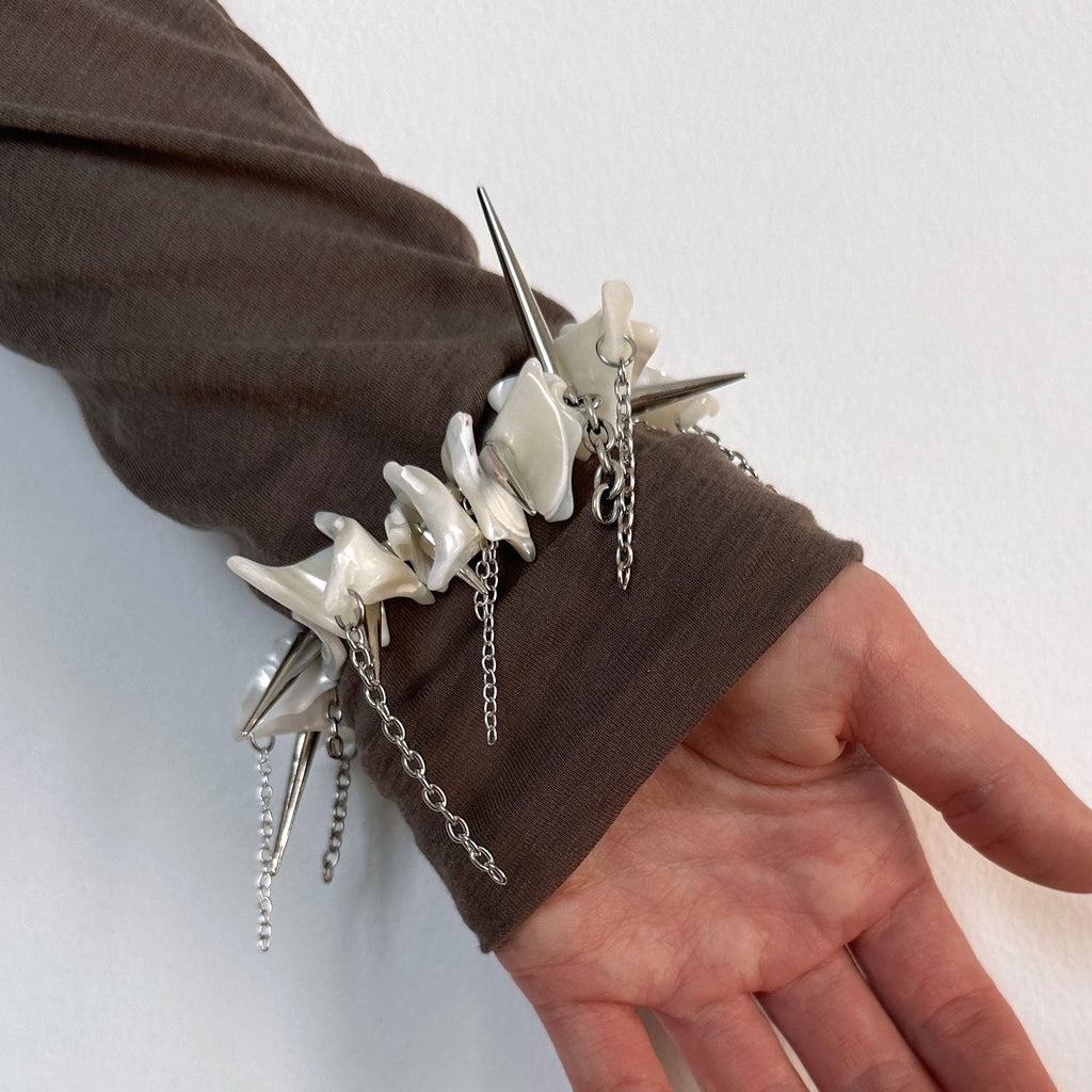 Fang bracelet
