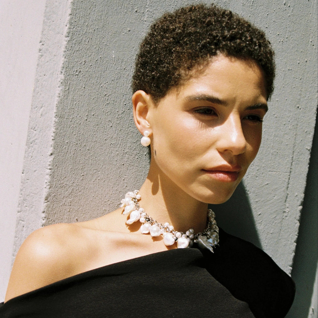 Statement Pearl Choker